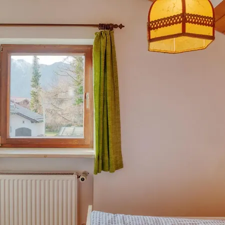 Ruhige Partenkirchen 1 Апартаменты Гармиш-Партенкирхен